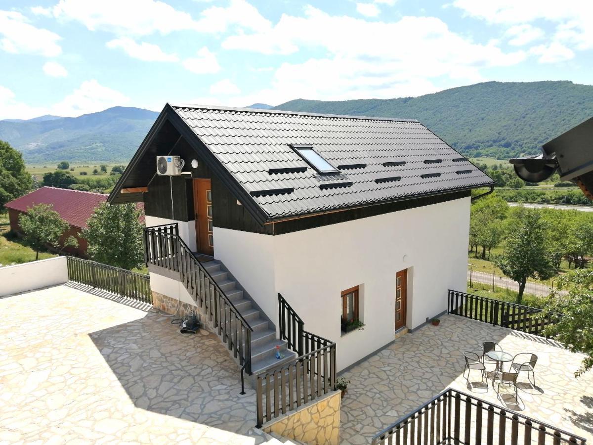 Farma & Apartmani II Opg Sasa Delic Grabusic Екстериор снимка